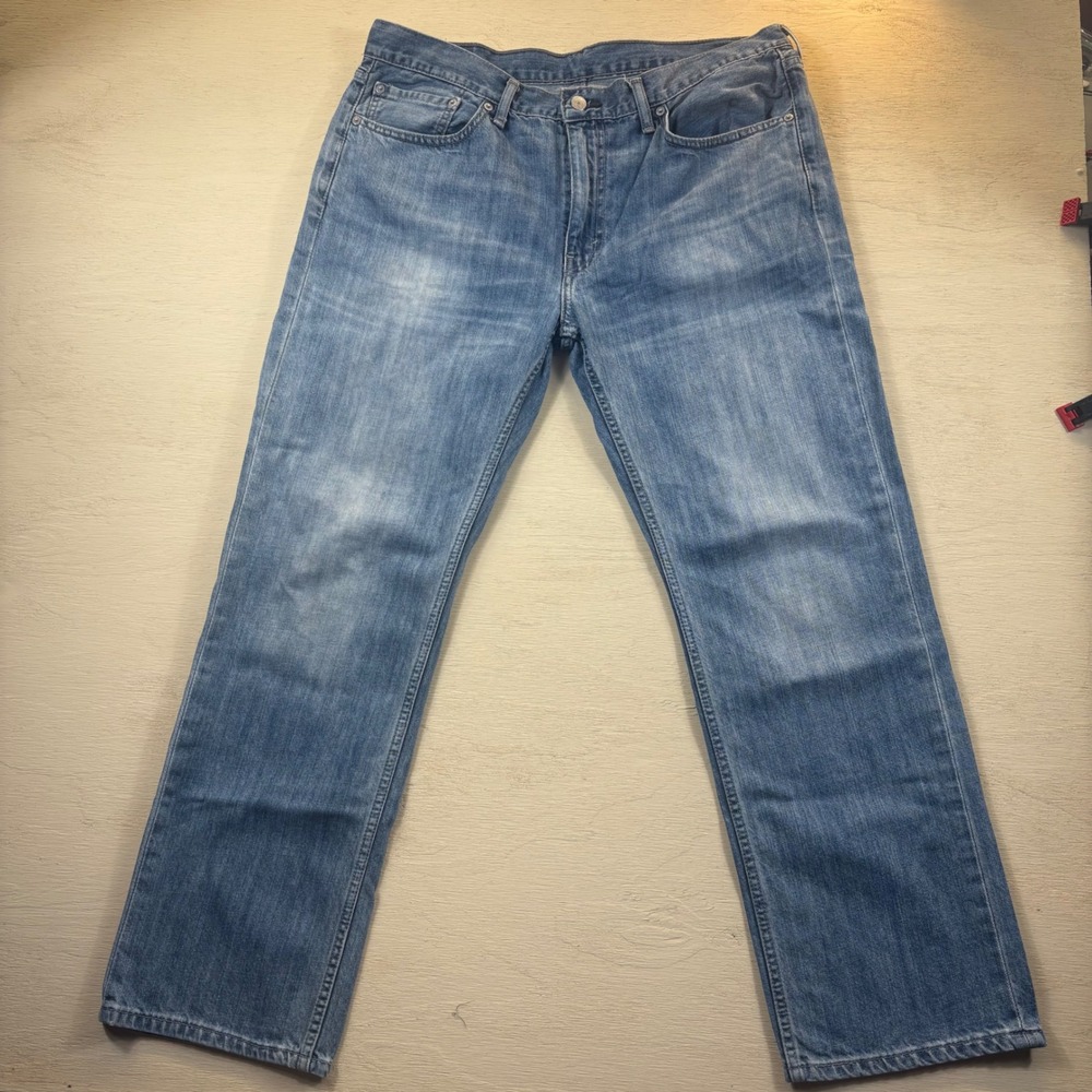 Levis 514 Straight Fit Jeans Mens 36x29.5 Medium Wash Blue Denim Minimalist